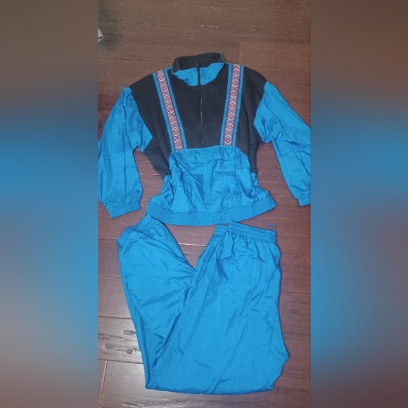 80s Tracksuit - Picture 5 of 9